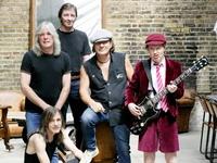 Группу AC/DC назвали хедлайнером фестиваля, забыв спросить об этом самих музыкантов